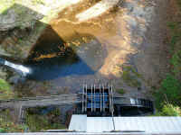 RMWaterWheel01.jpg (968355 bytes)