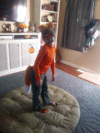 D2020Halloween.jpg (86114 bytes)