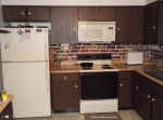 kitchenb01.jpg (394320 bytes)