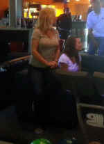 bowling01.jpg (117706 bytes)