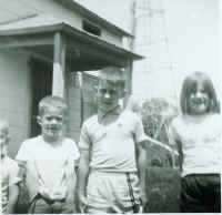 mcknight1963.jpg (58572 bytes)